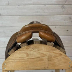 Used Beval LTD Close Contact Saddle 17/M 20 Used Beval LTD Close Contact Saddle 17/M -Marys Tack and Feed Store 260 Cantle 37907.1665530689