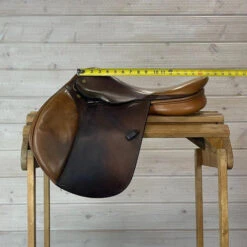 Used Beval LTD Close Contact Saddle 17/M 21 Used Beval LTD Close Contact Saddle 17/M -Marys Tack and Feed Store 260 Seat Measurement 54369.1665530654