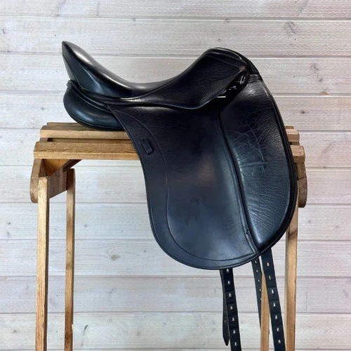 Used Schleese HK Dressage Saddle 17.5/MW 12 Used Schleese HK Dressage Saddle 17.5/MW - Image 10