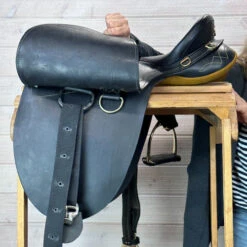 Used Porter's Stockman Drafter Australian Saddle 16/W -Marys Tack and Feed Store 328 L Flap 00680.1686182206