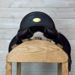 Used Equipe Viktoria Monoflap Dressage Saddle 17.5/W -Marys Tack and Feed Store 334 Cantle 59021.1687461320