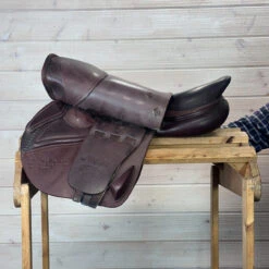 Used CWD SE02 Close Contact Saddle 16.5/MN -Marys Tack and Feed Store 391 L Flap 57489.1712844869