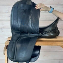Used Hennig Sofa Dressage Saddle - 17/M -Marys Tack and Feed Store 412 L Flap 27111.1717093738