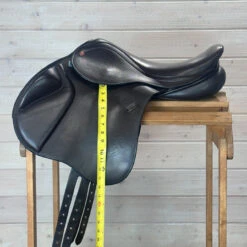 Used Barnsby Monoflap Jump Saddle 17/MN -Marys Tack and Feed Store 425 Flap Length 92773.1722294762