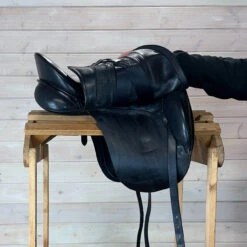 Used Superior Saddlery Dressage Saddle 18/M -Marys Tack and Feed Store 460 R Flap 30022.1730760093