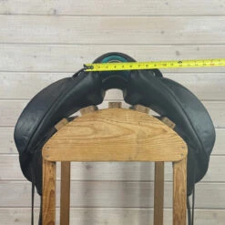 Used Voltaire Adelaide Dressage Saddle 17.5/MW -Marys Tack and Feed Store 484 Front Measurement 36972.1748389728