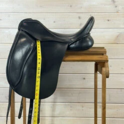 Used Sattlerei Dresch Dressage Saddle17/N -Marys Tack and Feed Store 489 Flap Length 48900.1750722782