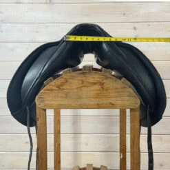 Used Sattlerei Dresch Dressage Saddle17/N -Marys Tack and Feed Store 489 Front Measurement 11681.1750722781