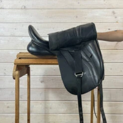 Used Sattlerei Dresch Dressage Saddle17/N -Marys Tack and Feed Store 489 R Flap 37243.1750722782