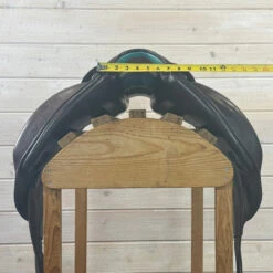 Used Voltaire Adelaide Monoflap Dressage Saddle 17.5/M -Marys Tack and Feed Store 494 Front Measurement 66917.1752868199