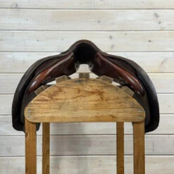 Used Bruno Delgrange Close Contact Jump Saddle 17/N -Marys Tack and Feed Store 499 Front 58559.1754936386