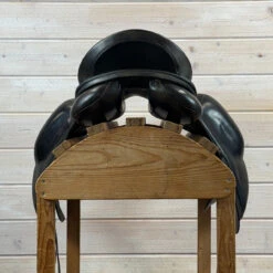 Used Albion G Dressage Saddle 17.5/M -Marys Tack and Feed Store 507 Cantle 64845.1757361307