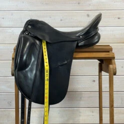Used Albion G Dressage Saddle 17.5/M -Marys Tack and Feed Store 507 Flap Length 04280.1757361308