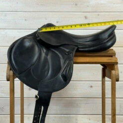 Used Antares Monoflap Close Contact Saddle 18/W -Marys Tack and Feed Store 509 Seat Measurement 13979.1757364278