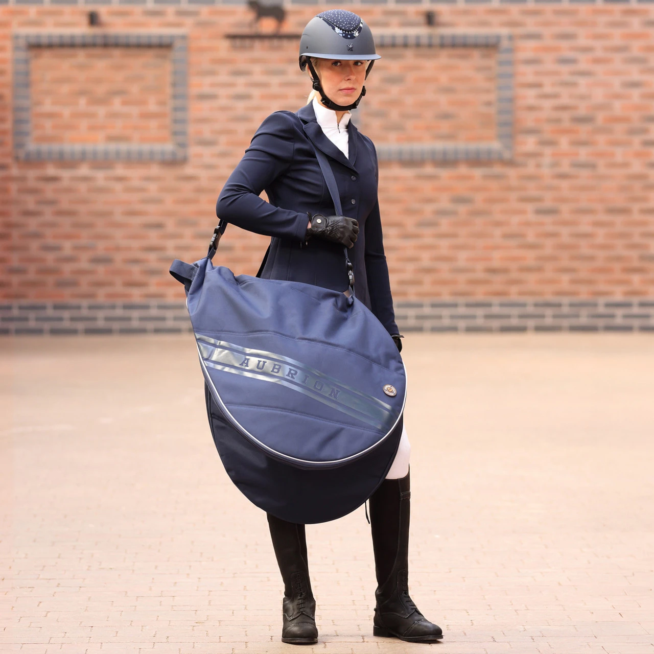 Aubrion Equipt Saddle Bag 4 Aubrion Equipt Saddle Bag - Image 2