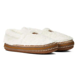 Ariat Snuggle Slippers -Marys Tack and Feed Store snuggle slipper appaloosa cream hero 2271 101 ariat 99965.1679360619